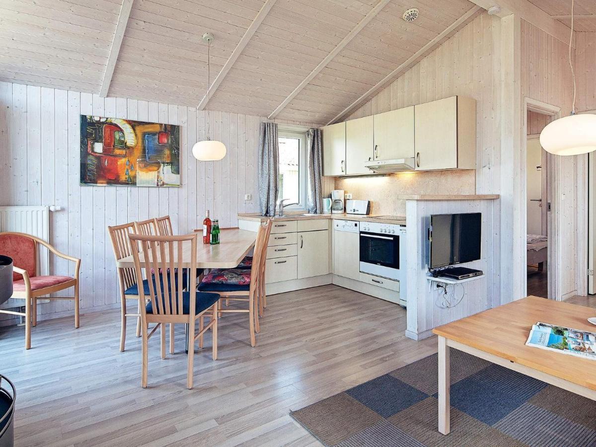 Two-Bedroom Holiday home in Grömitz 11 Exterior foto